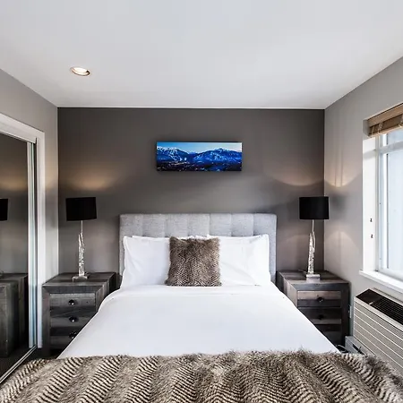 Whistler Blackcomb Vacation Rentals - Village North Exterior photo