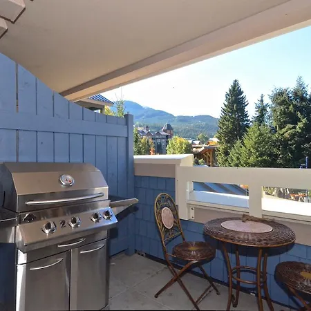 Whistler Blackcomb Vacation Rentals - Village North Exterior photo
