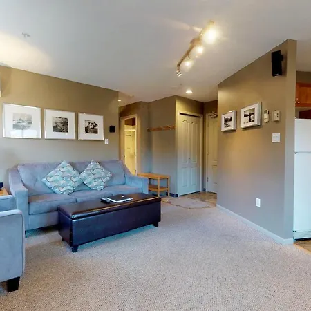 Whistler Blackcomb Vacation Rentals - Village North Exterior photo