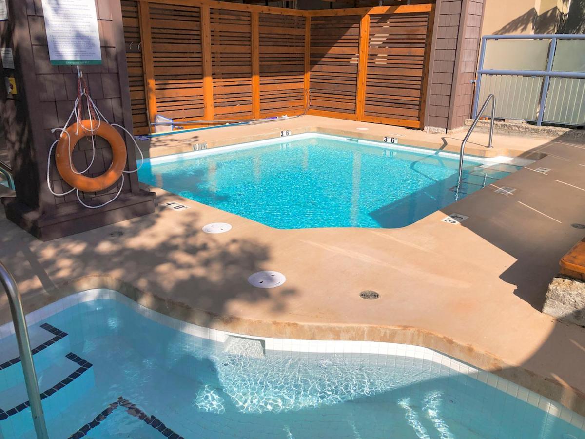 Blackcomb Vacation Rentals - Village North